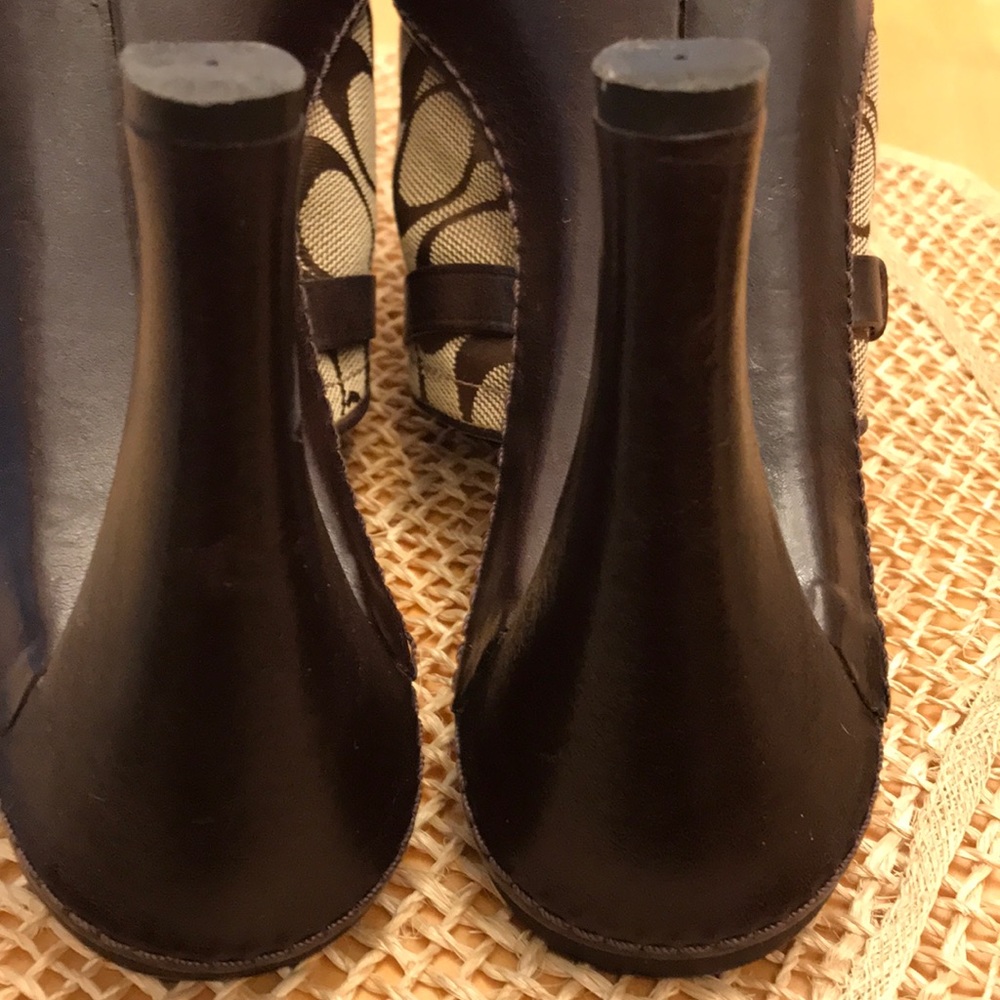 Signature COACH Sz 8B (M) Mule SLIDES - Picture 7 of 8